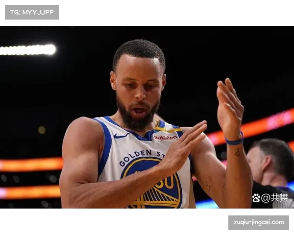 库里指出戴维斯护筐重要性，勇士新秀改变防守体系